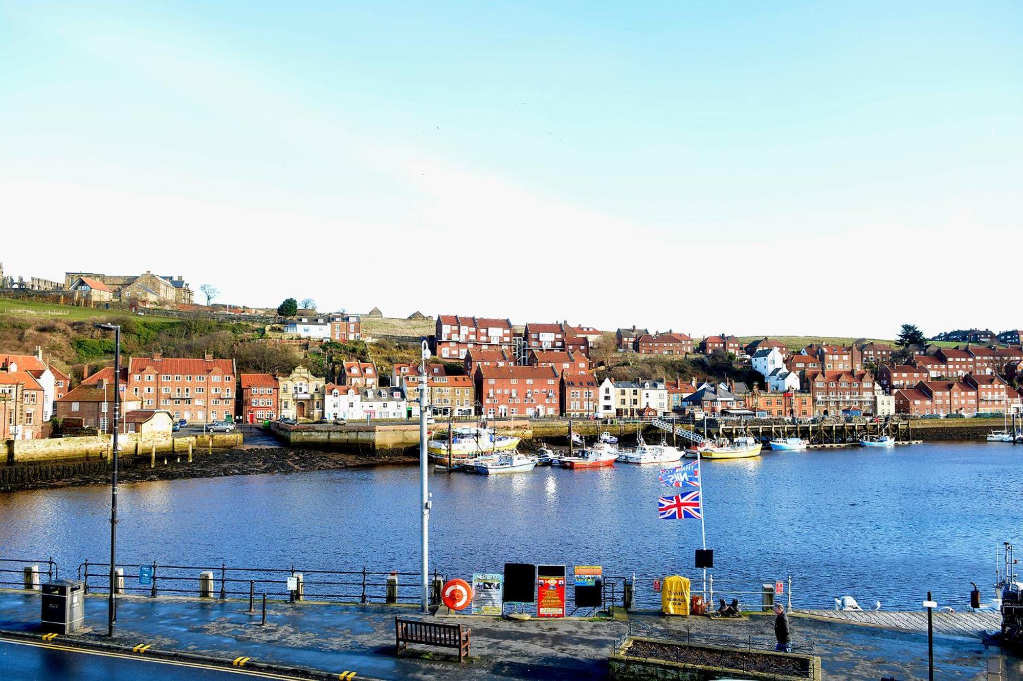The Angel Hotel Wetherspoon Whitby Buitenkant foto